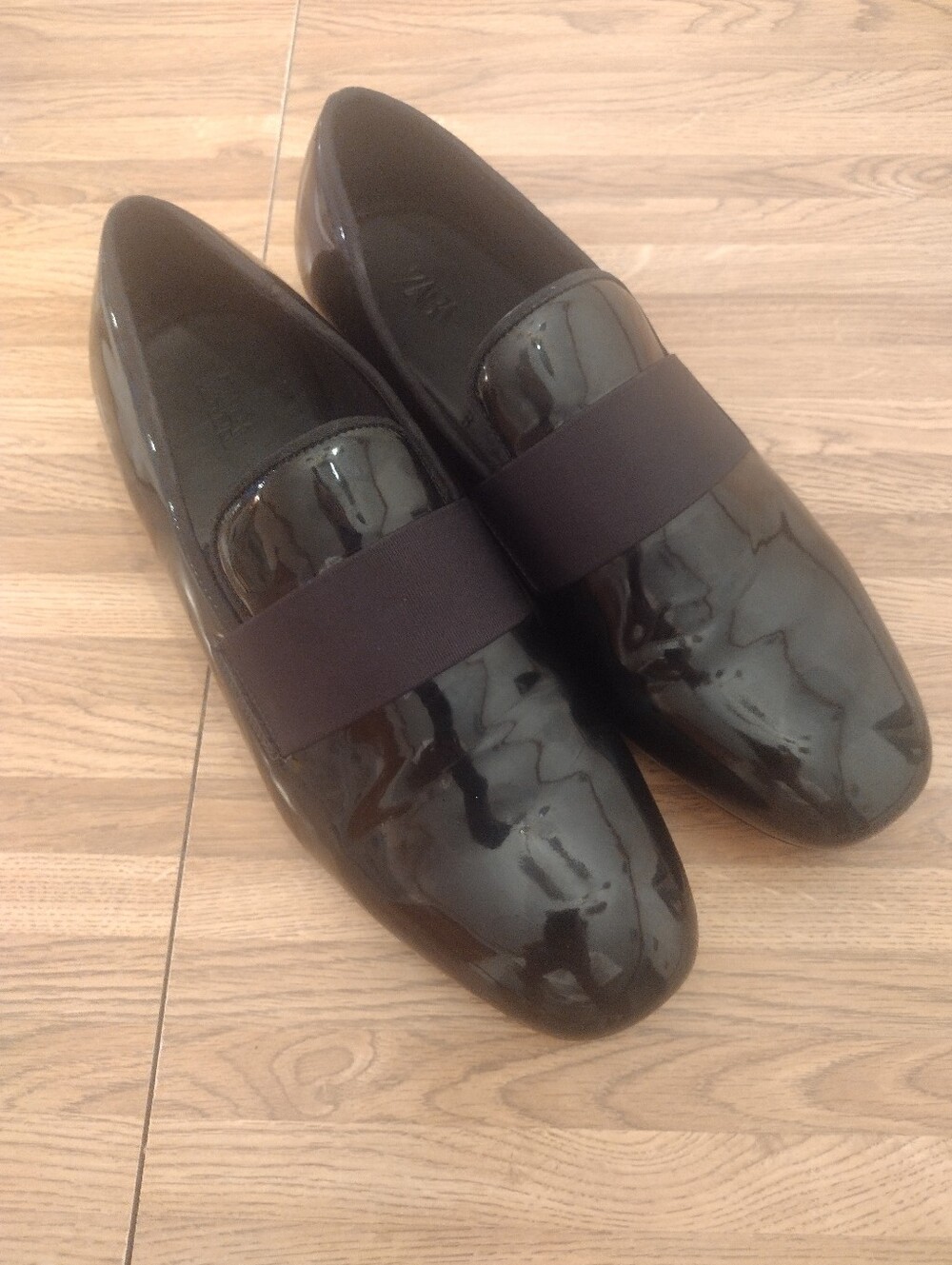 Men's Size 9.5 Zara Black Patent Slip-On Loafers